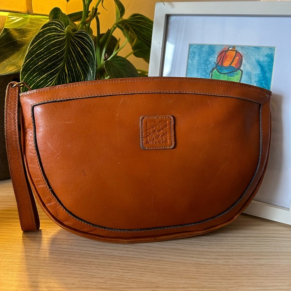 Anne Klein Vintage Leather Crescent Clutch - Picture 3 of 6